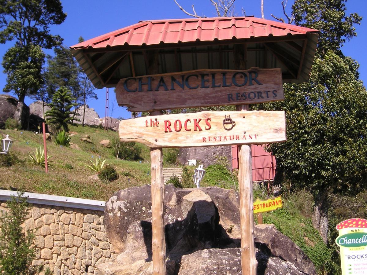 Chancellor Resort Мунар Екстериор снимка