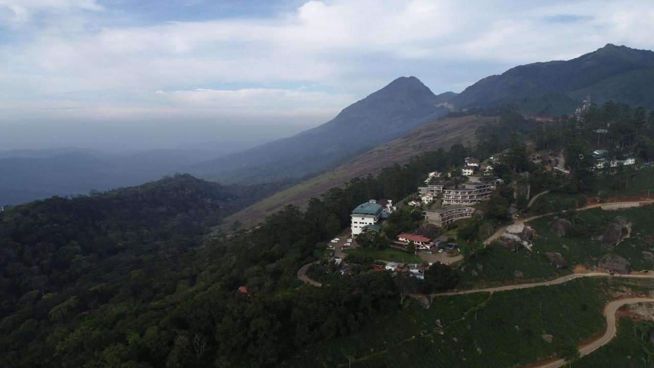 Chancellor Resort Мунар Екстериор снимка